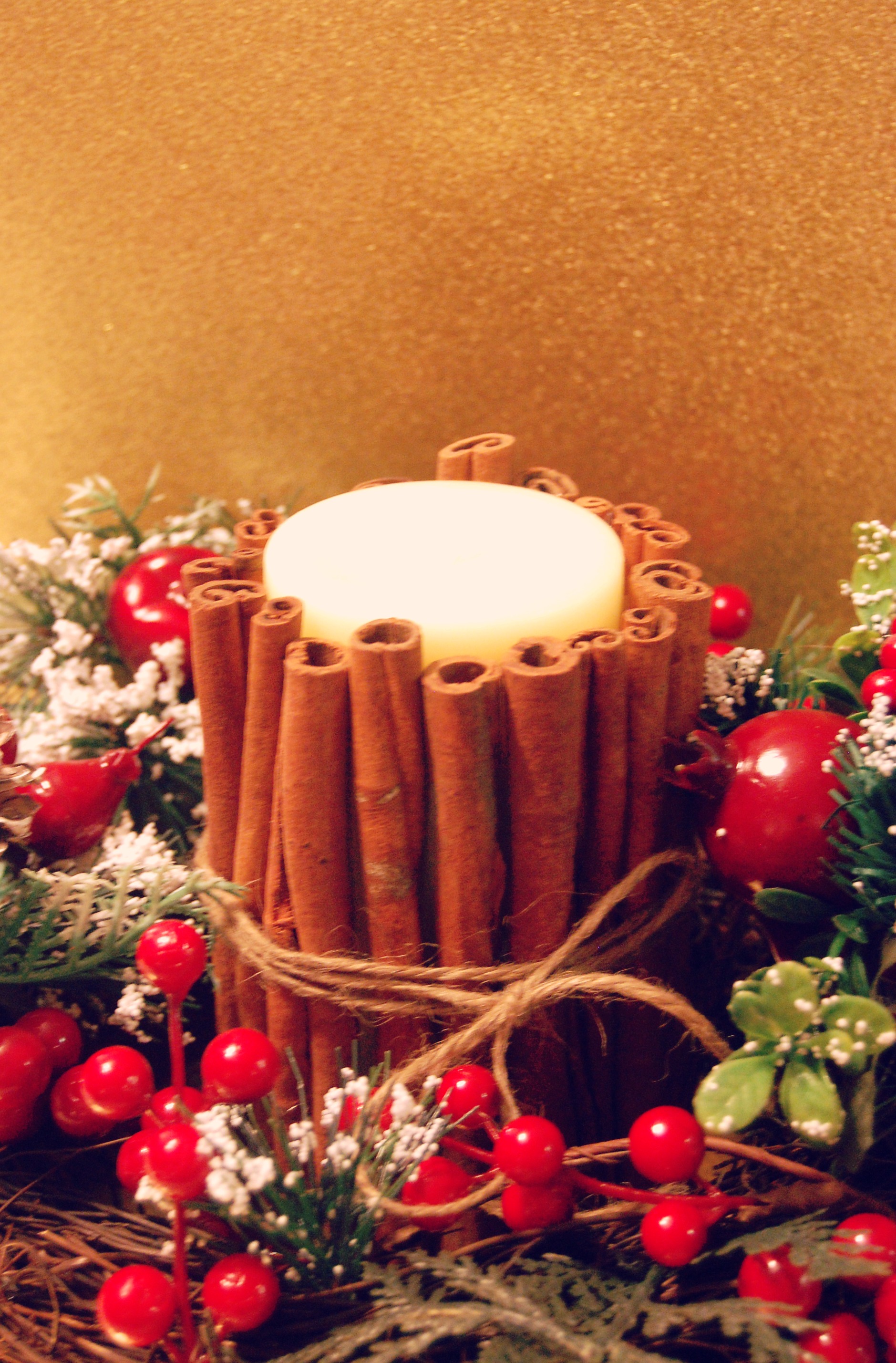 cinnamon-stick-candle-2